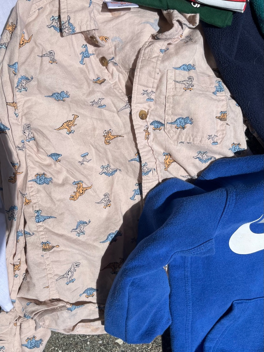 Boys Clothing Lot - Picture 4 of 4